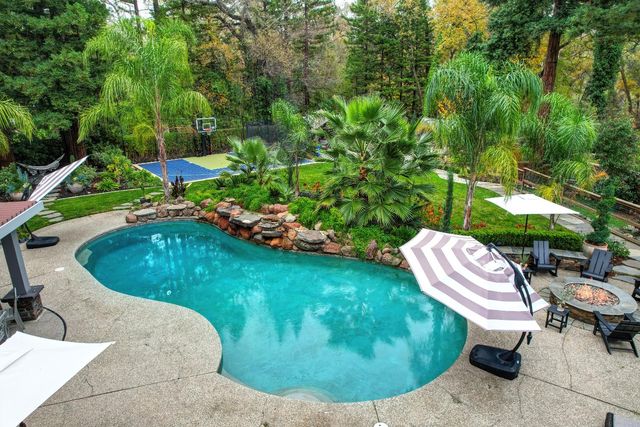 8060 Shelborne Dr, Granite Bay, CA 95746