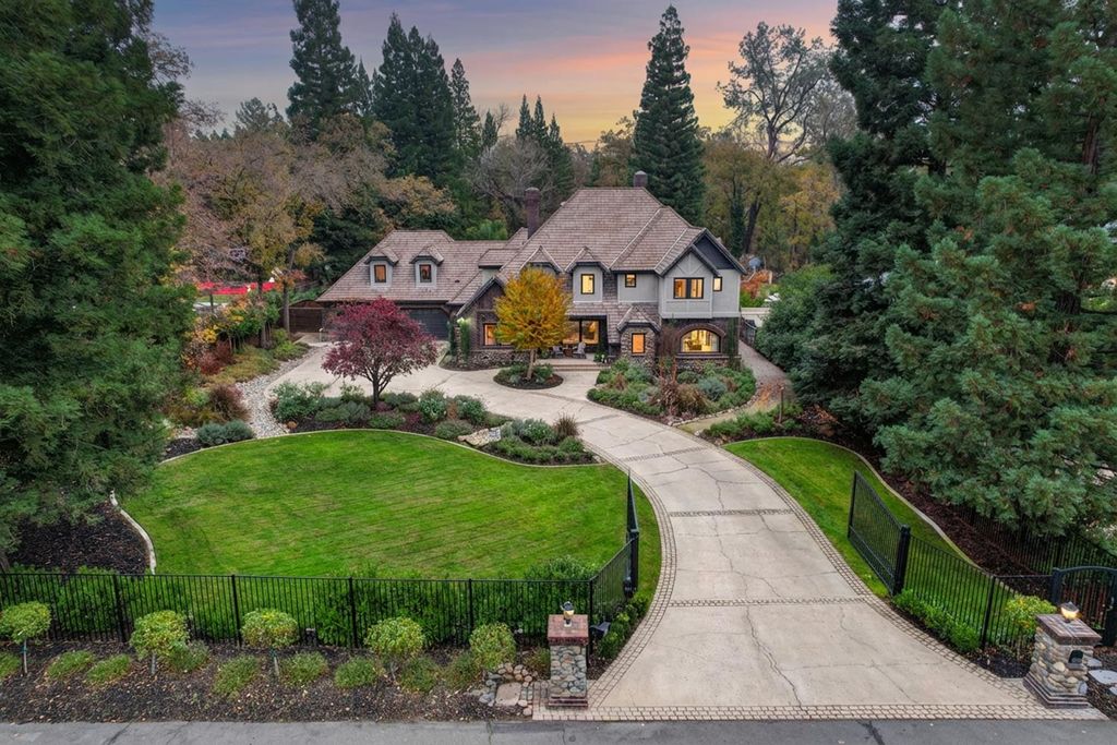 8060 Shelborne Dr, Granite Bay, CA 95746