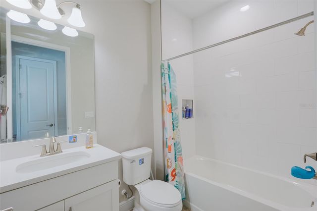 12648 BERGSTROM BAY DRIVE, Riverview, FL 33579