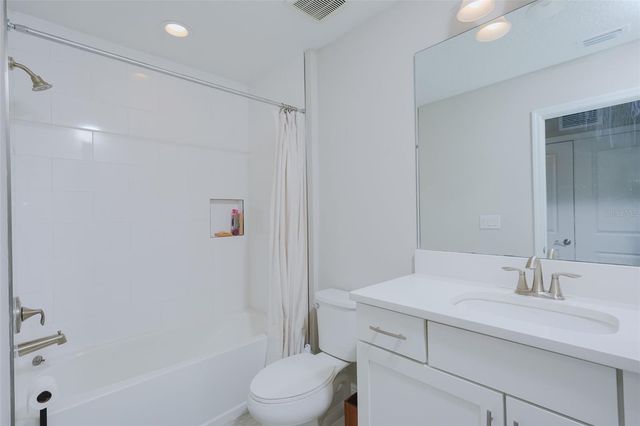 12648 BERGSTROM BAY DRIVE, Riverview, FL 33579