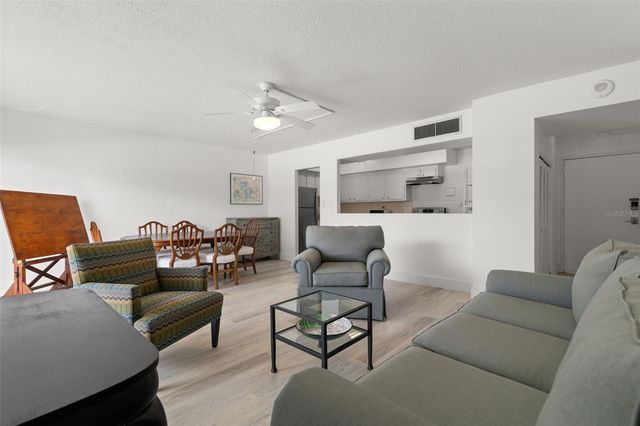 2401 BAYSHORE BOULEVARD 202, Tampa, FL 33629