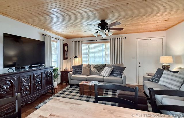 73973 Park Place, Wagoner, OK 74467