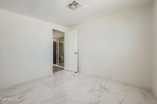 7601 N 40th Drive, Phoenix, AZ 85051