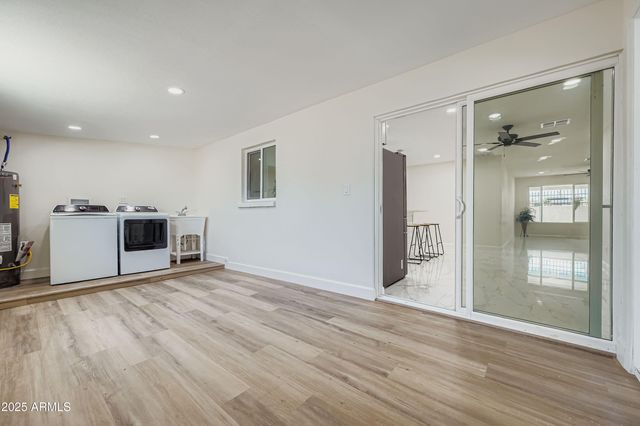 7601 N 40th Drive, Phoenix, AZ 85051