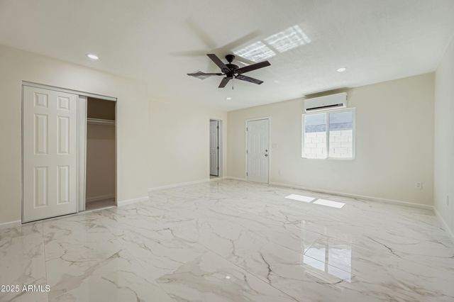 7601 N 40th Drive, Phoenix, AZ 85051