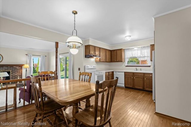 8451 Mannington Road, Canton, MI 48187