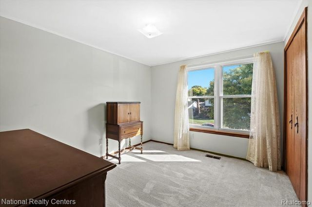 8451 Mannington Road, Canton, MI 48187