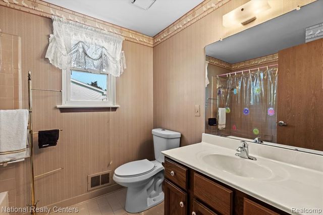 8451 Mannington Road, Canton, MI 48187