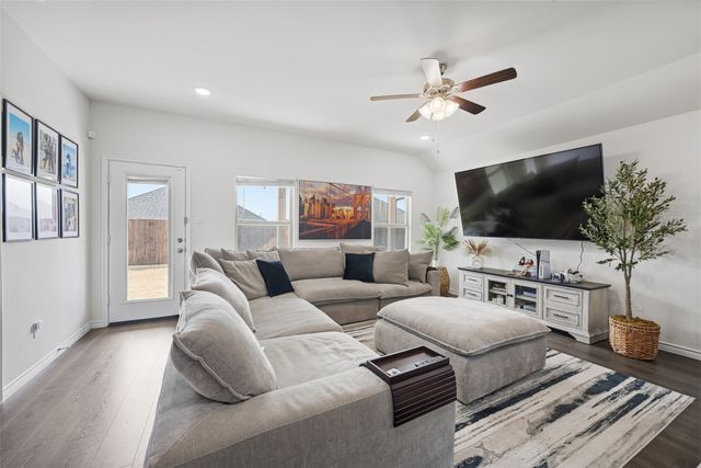 505 Auburn Forest Drive, Princeton, TX 75407