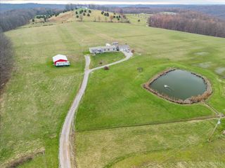 1926 Fairview Road, Perry Twp, OH 45660