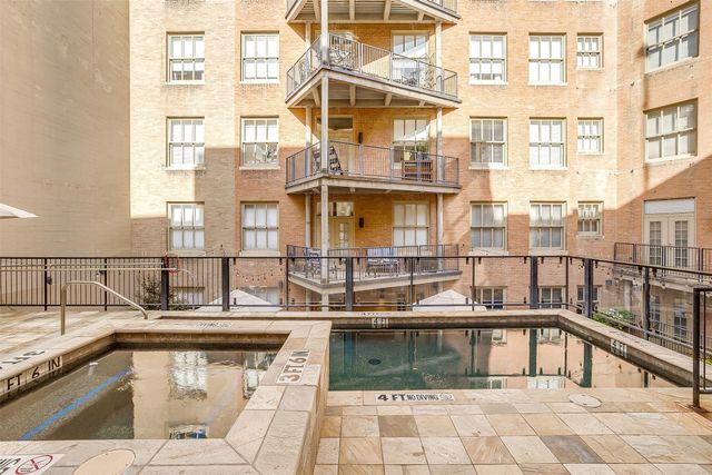411 W 7th Street 202, Fort Worth, TX 76102