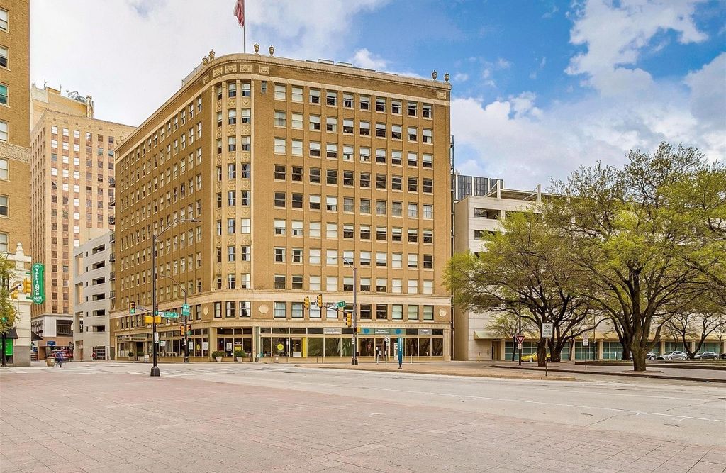 411 W 7th Street 202, Fort Worth, TX 76102