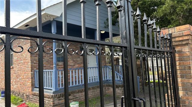 967 Texas Street, Mobile, AL 36604