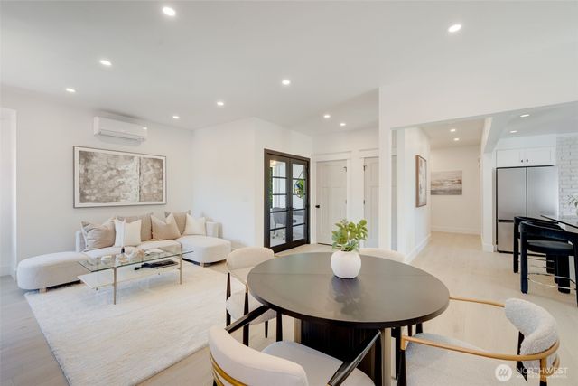 4203 - 4205 5th Avenue NW, Seattle, WA 98107