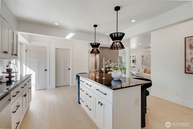 4203 - 4205 5th Avenue NW, Seattle, WA 98107