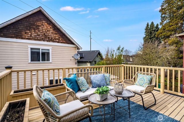 4203 - 4205 5th Avenue NW, Seattle, WA 98107