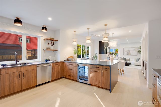 4203 - 4205 5th Avenue NW, Seattle, WA 98107