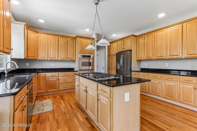 4 Alyssa Rose Lane, Jackson, NJ 08527