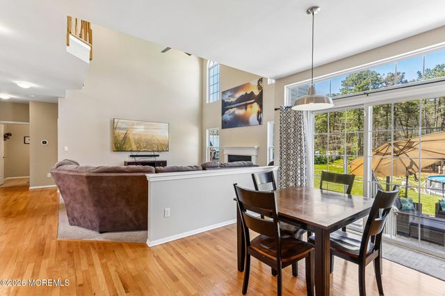 4 Alyssa Rose Lane, Jackson, NJ 08527