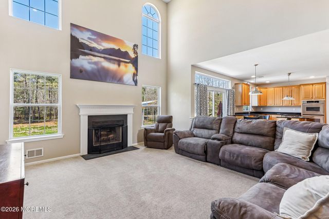 4 Alyssa Rose Lane, Jackson, NJ 08527