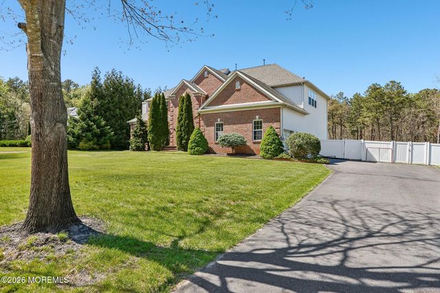 4 Alyssa Rose Lane, Jackson, NJ 08527