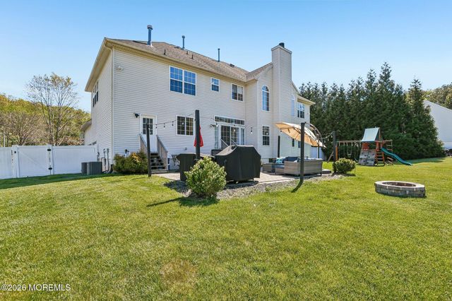 4 Alyssa Rose Lane, Jackson, NJ 08527