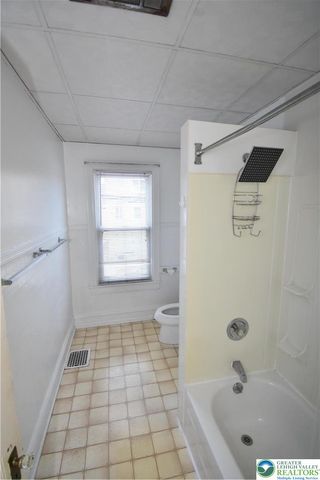 215 Cattell Street 2nd Floor, Easton, PA 18042