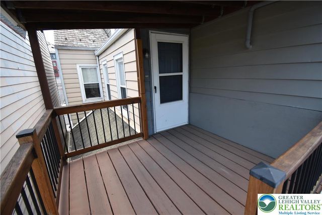 215 Cattell Street 2nd Floor, Easton, PA 18042