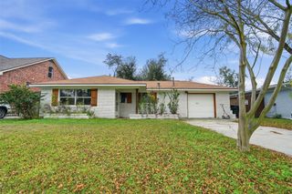 6023 Pineshade Lane, Houston, TX 77008