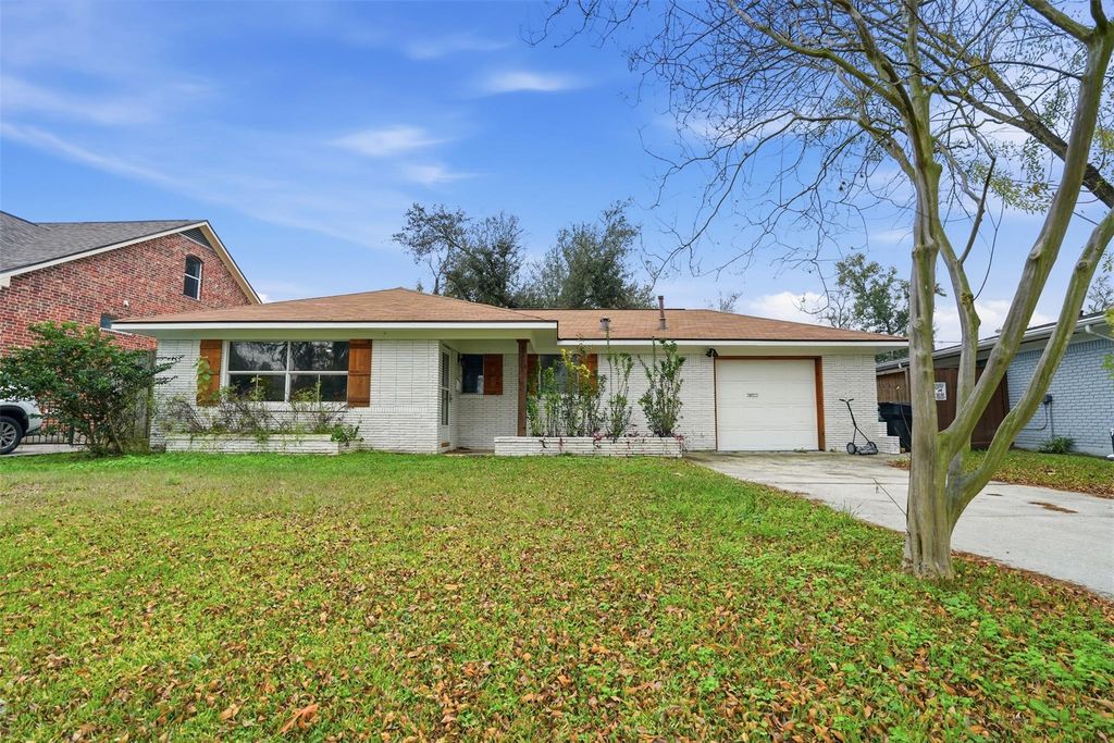 6023 Pineshade Lane, Houston, TX 77008