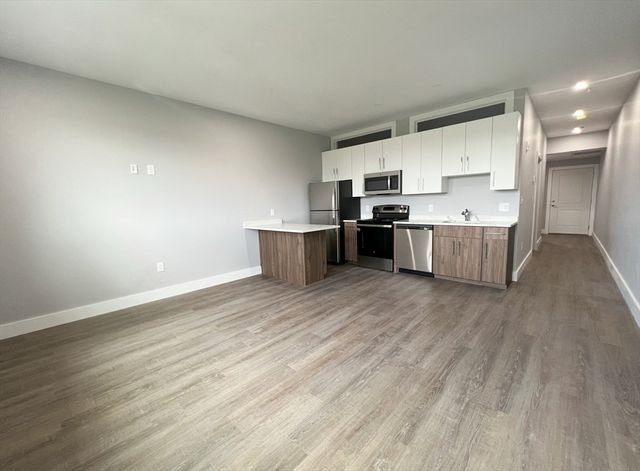 80 Bridge St 303, Dedham, MA 02026