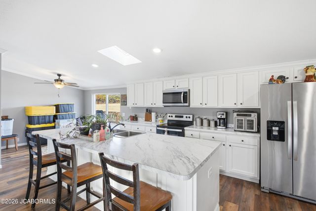 7630 N HWY VV, Columbia, MO 65202