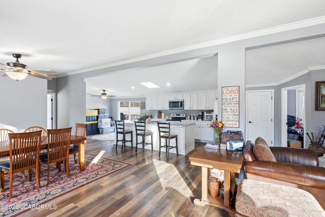 7630 N HWY VV, Columbia, MO 65202