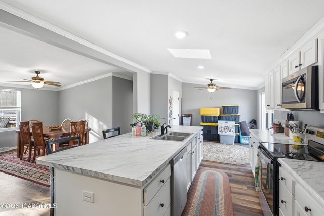 7630 N HWY VV, Columbia, MO 65202