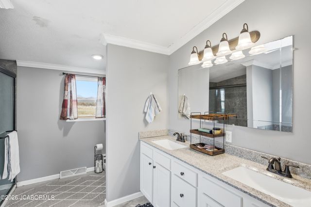 7630 N HWY VV, Columbia, MO 65202