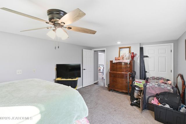 7630 N HWY VV, Columbia, MO 65202