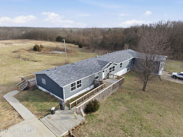 7630 N HWY VV, Columbia, MO 65202