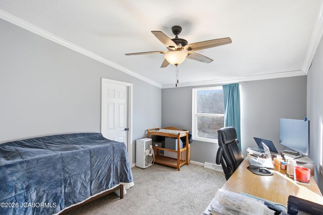 7630 N HWY VV, Columbia, MO 65202