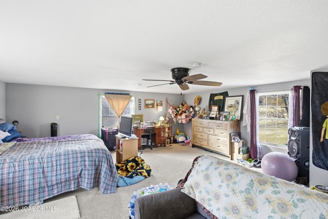 7630 N HWY VV, Columbia, MO 65202