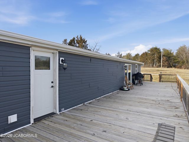 7630 N HWY VV, Columbia, MO 65202