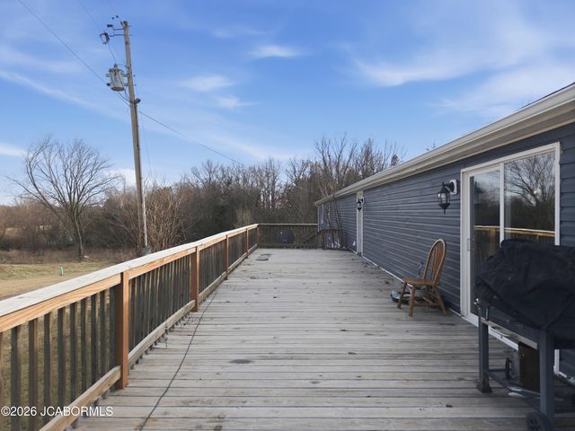 7630 N HWY VV, Columbia, MO 65202