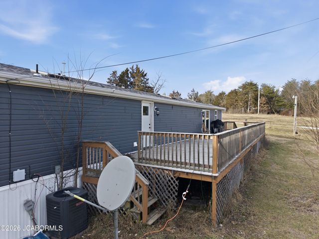 7630 N HWY VV, Columbia, MO 65202