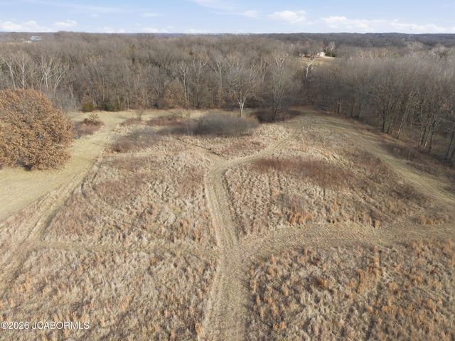 7630 N HWY VV, Columbia, MO 65202