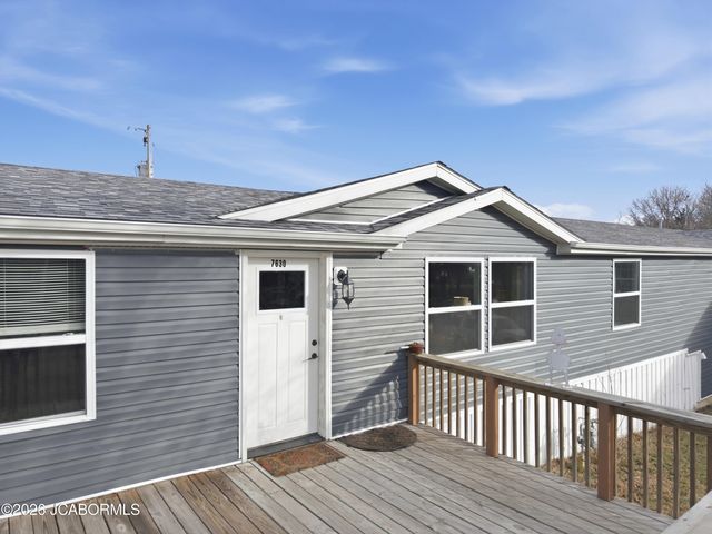 7630 N HWY VV, Columbia, MO 65202