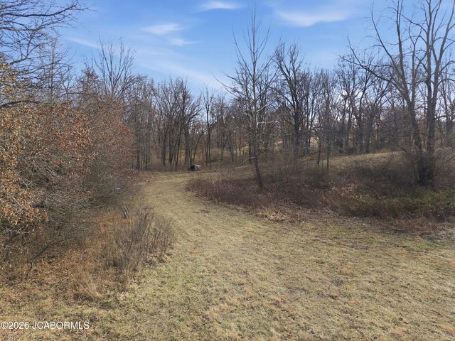 7630 N HWY VV, Columbia, MO 65202