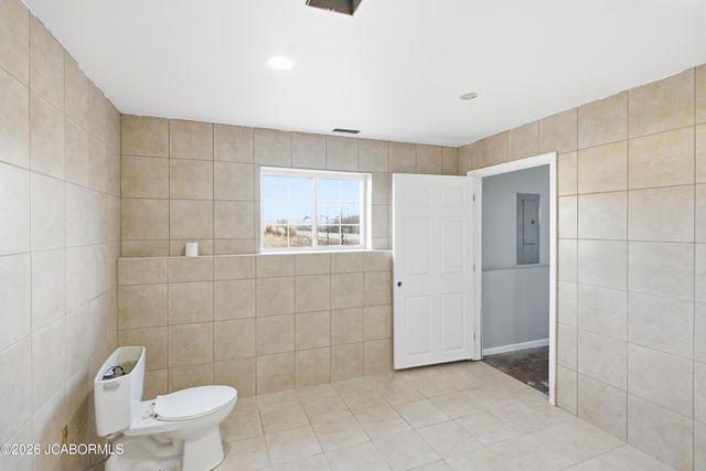 7630 N HWY VV, Columbia, MO 65202