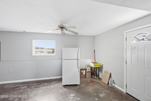 7630 N HWY VV, Columbia, MO 65202