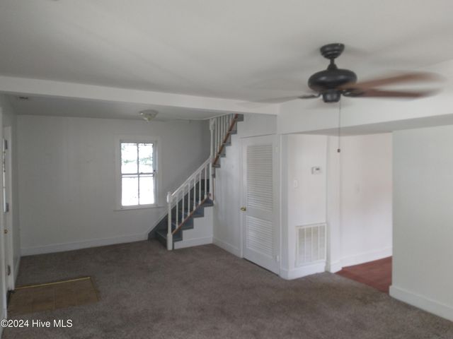 217 E Broad Street, Elizabeth City, NC 27909