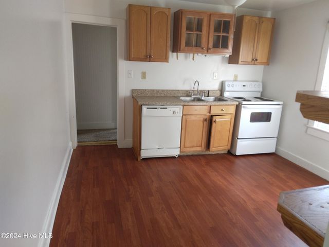 217 E Broad Street, Elizabeth City, NC 27909