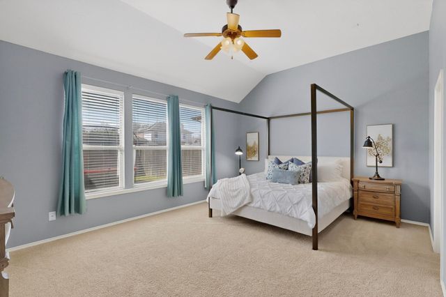 9009 Golden Sunset Trail, Fort Worth, TX 76244